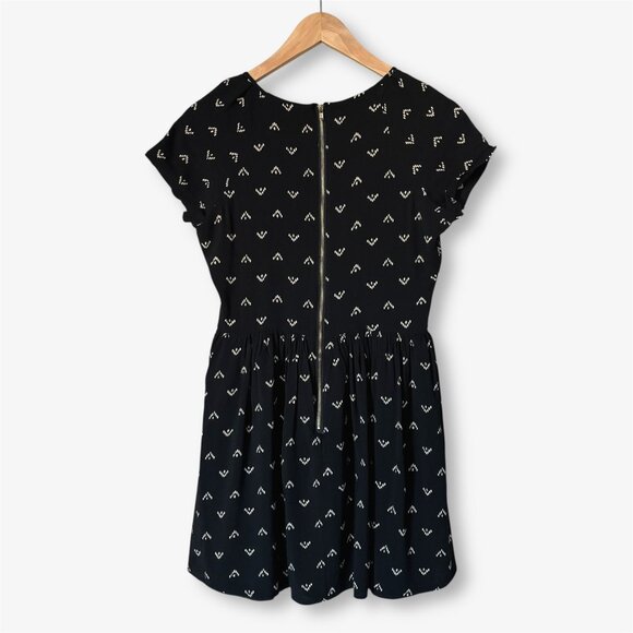 Forever 21 Geometric Print Mini Dress in Black and White Womens Medium Boho - Picture 10 of 15